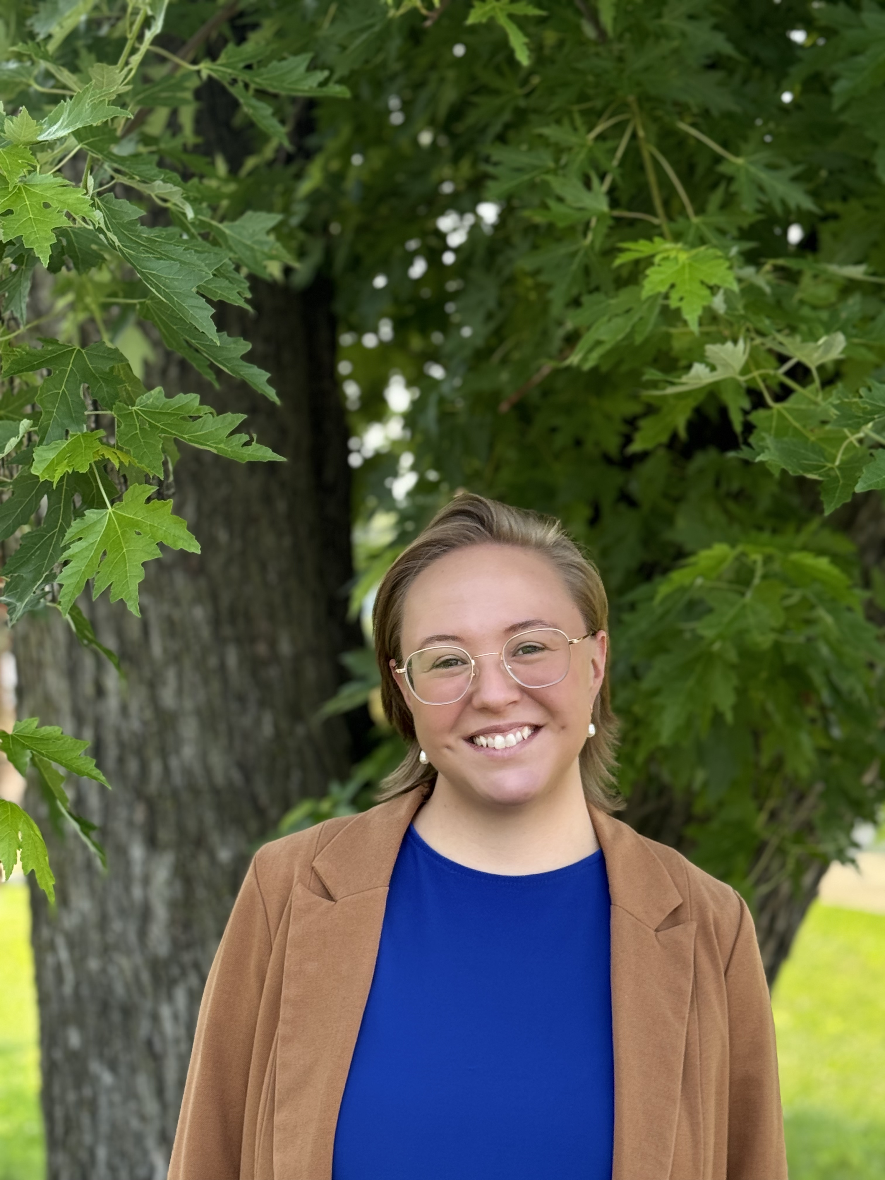 Please upload a JPG or PNG of a picture of you that we can use in the show. We prefer a headshot or something that clearly shows your face. Please make sure it's high enough resolution for print.